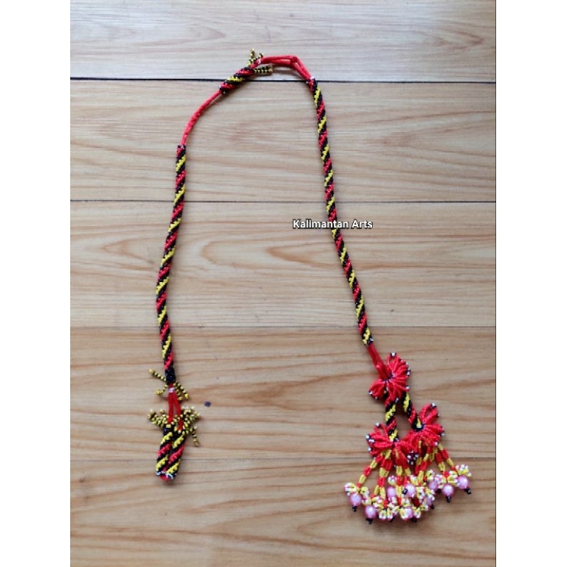 Tali Blawit Belawit/ Tali mandau manik/ Tali Pinggang untuk Mandau Dayak Kalimantan