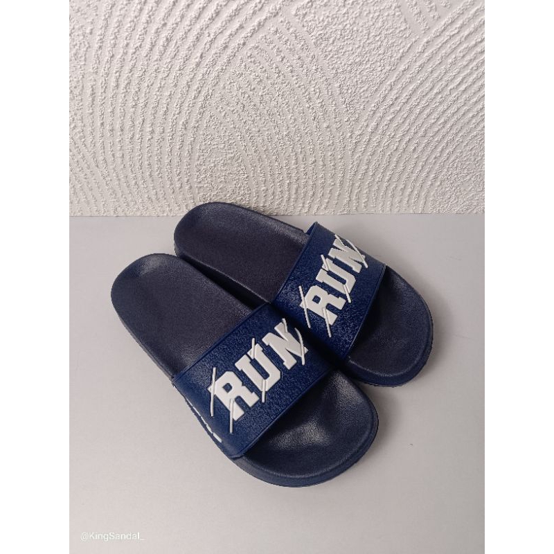 slip on pria hot viral run selop run hangout