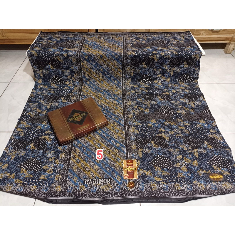 Sarung Wadimor Batik Gus Garuda Gurda Laseman