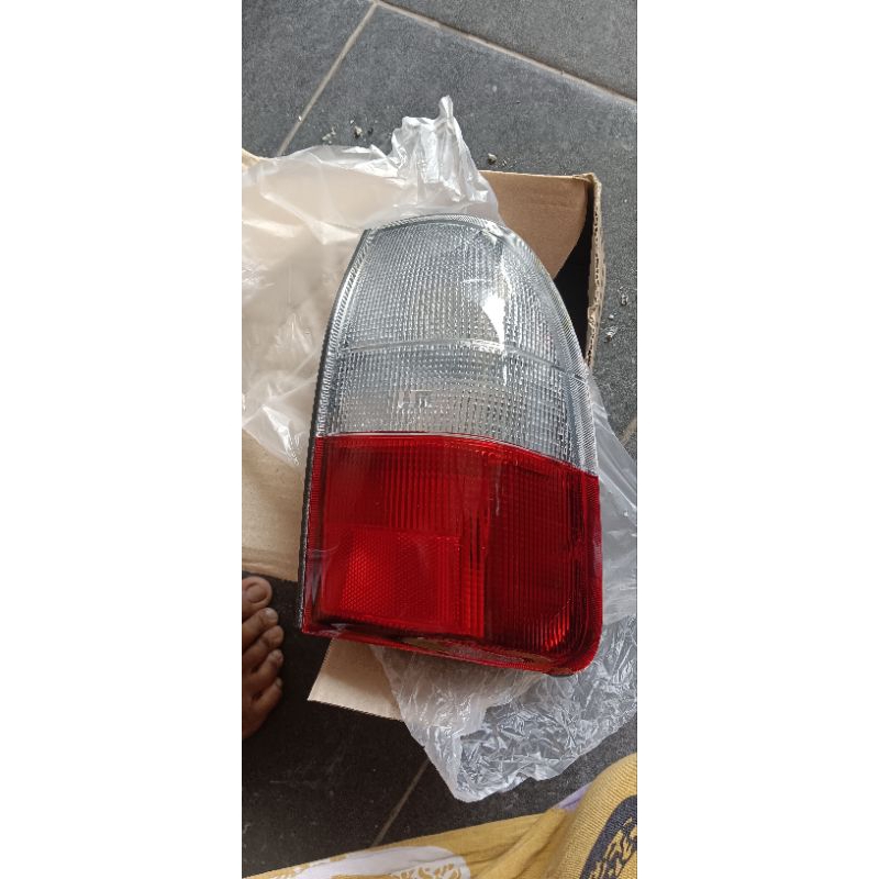 Stoplamp Lampu belakang Mitsubishi strada L200
