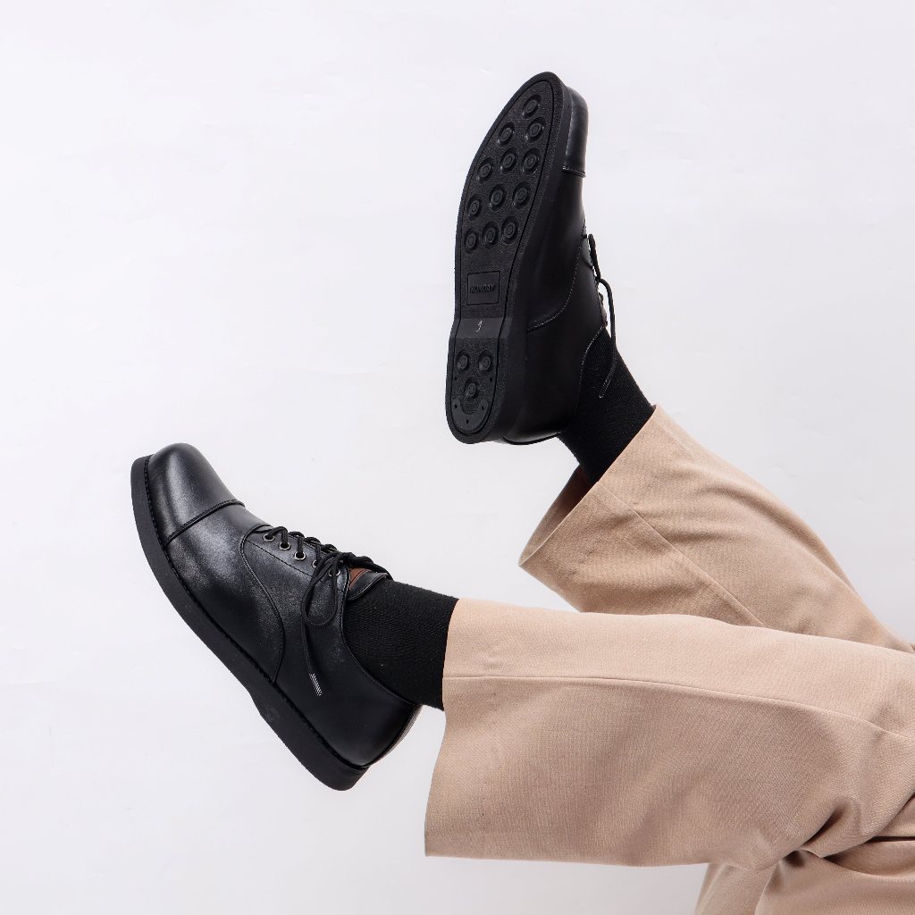 MNDY Official - Oxford Full Black - Sepatu Pantofel Pria Dewasa Formal Casual Kulit Kerja Resmi Kondangan Original Image 6