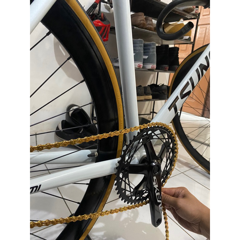 rantai sepeda 8 sp gold