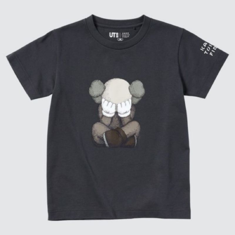 T Shirt Uniqlo X Kaws Tokyo First