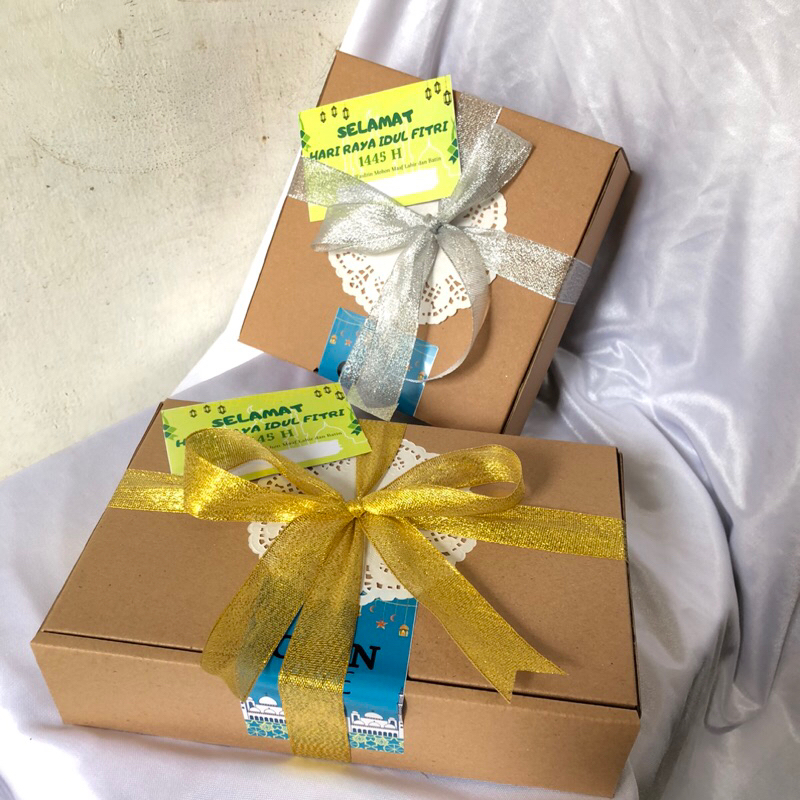 

(Ready) HAMPERS KUE KERING HOMEMADE/HAMPERS LEBARAN/KUE KERING/HAMPERS EID MUBARAK