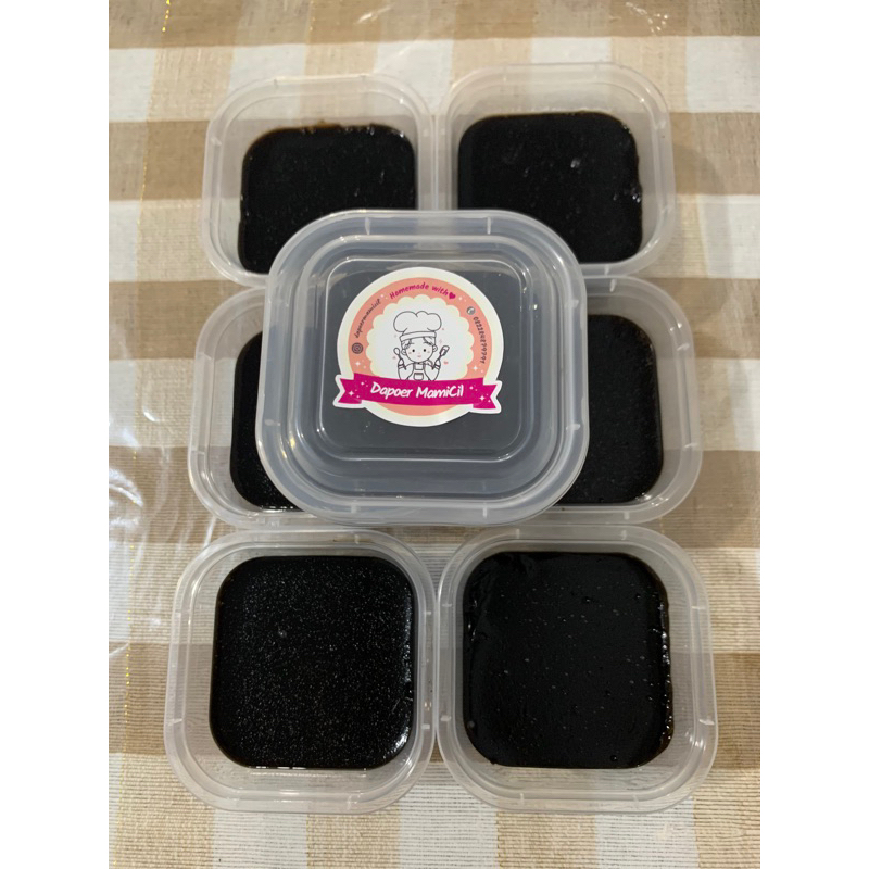 

Gui Ling Gao / chinese herbal jelly