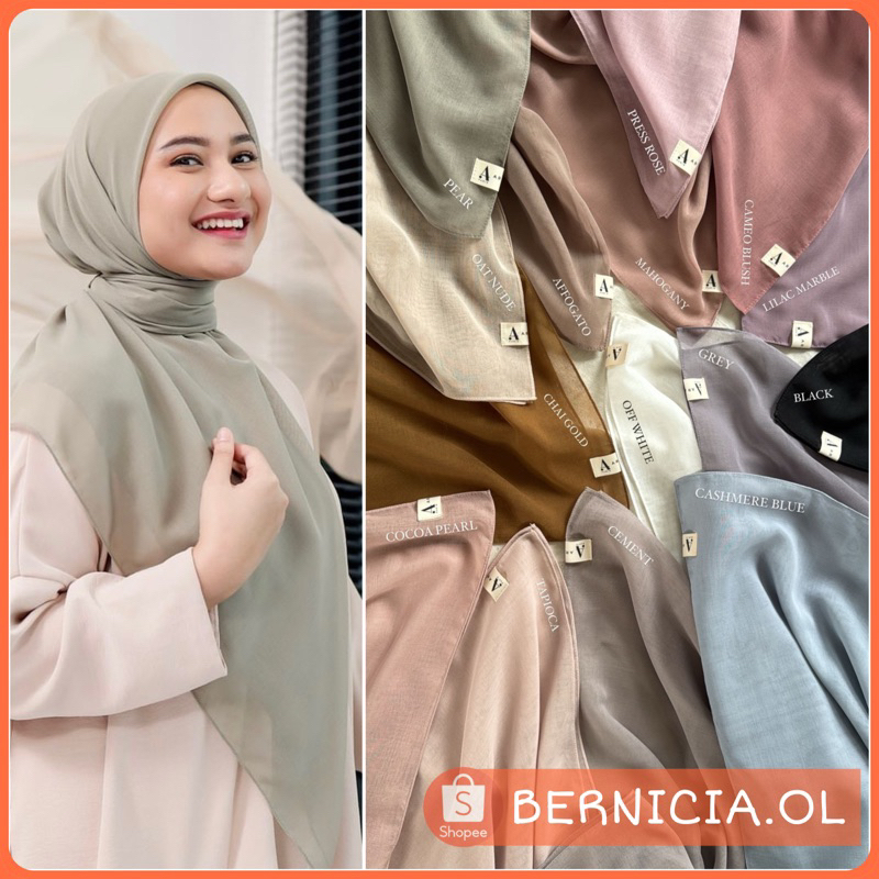 SQUARE PARIS PREMIUM ARASCARF