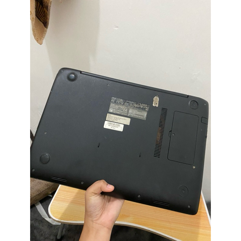 Laptop Asus a456u bekas/preloved
