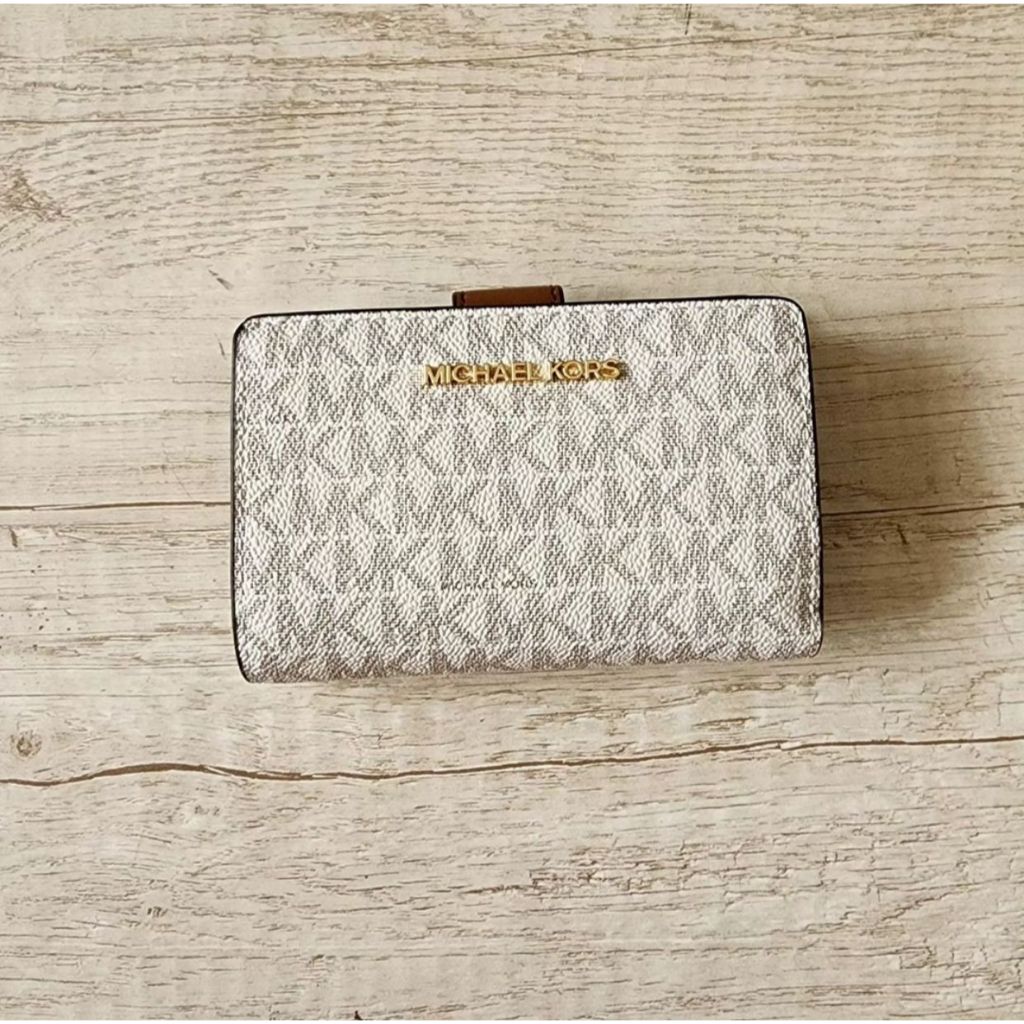 Michael Kors Medium Bifold Zip