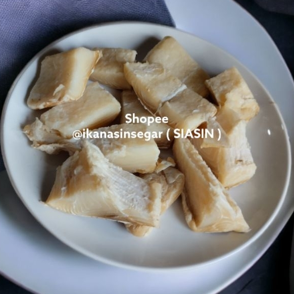 

Ikan Asin Jambal 500 GRAM tanpa tulang size 3-6cm