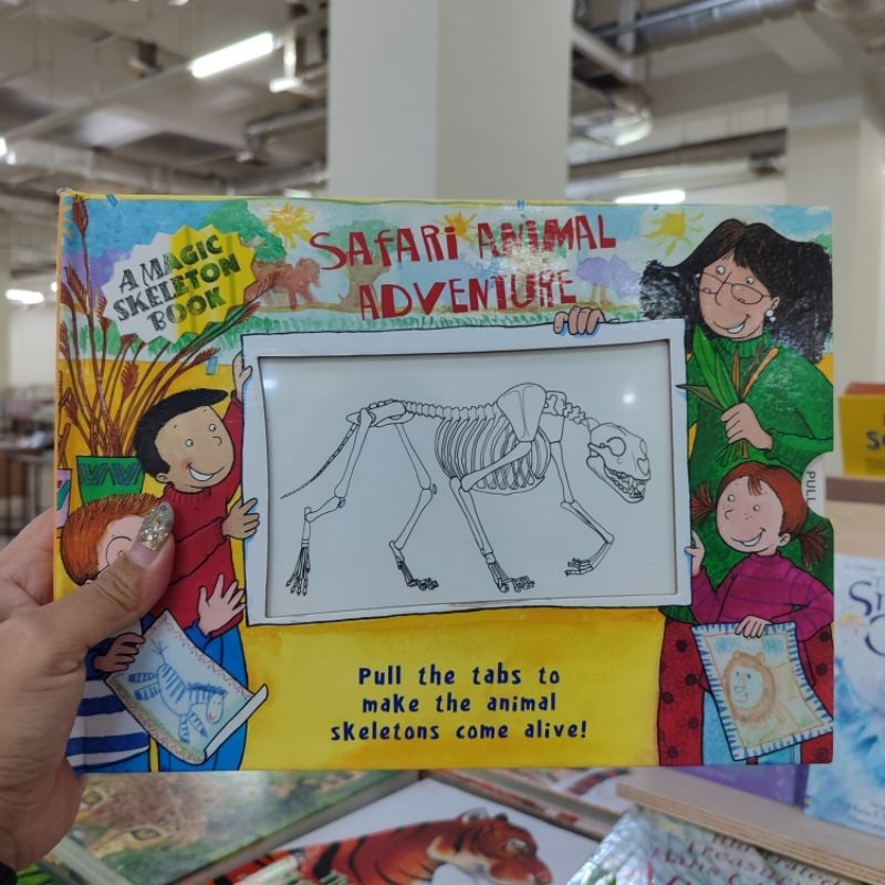 BIG BAD WOLF BOOKS • A MAGIC SKELETON BOOK : SAFARI ANIMAL ADVENTURE - BUKU PENGETAHUAN ANAK BBW IMP
