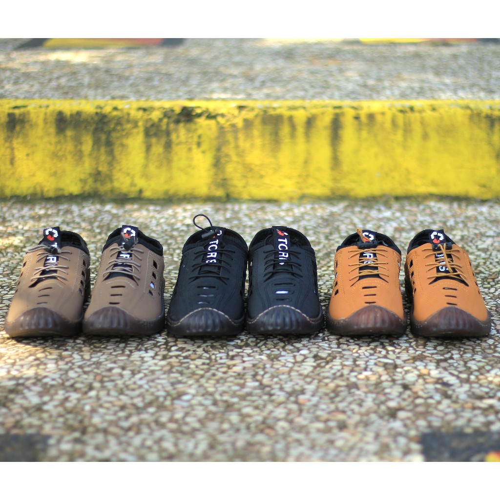 Sepatu Sandal import Pria Santai Sintetis kekinian sepatu slip on pria dewasa import original kulit 