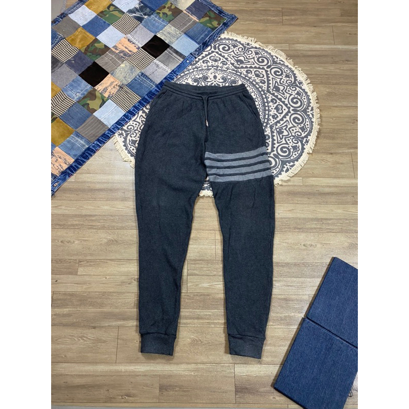 THOM  BROWNE JOGGER PANTS