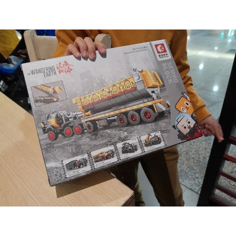 Sembo ORI SALE 80% Brick Block Lego Duplo Mainan Miniatur Truck Wandering EarthTronton