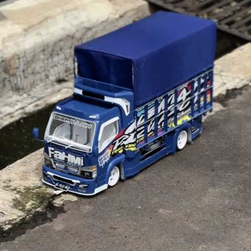 MINIATUR TRUK OLENG  TERPAL KOTAK BONUS TERPAL SEGITIGA FULL VARIASI LAMPU TERPAL MURAH TRUK OLENG L