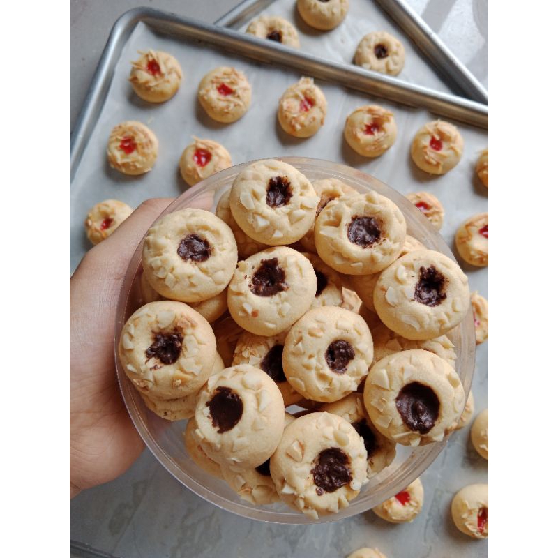 

chocolate kacang cookies