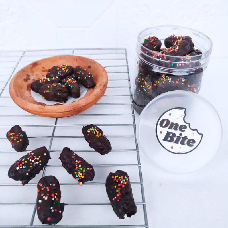 

Coklat kurma | Choco kurma | Choco kurma Premium | Toples Jar 600ml | kue kering