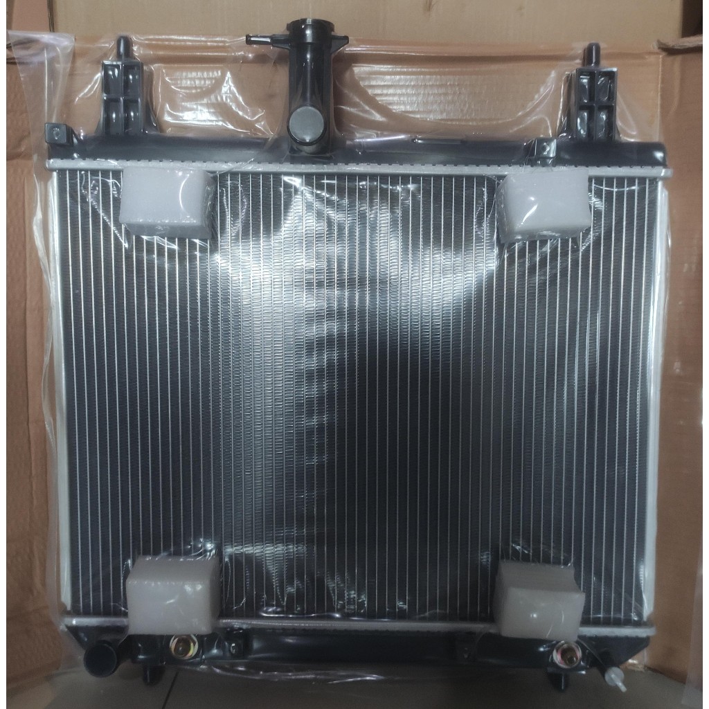 Radiator Grand avanza matic Trivindo