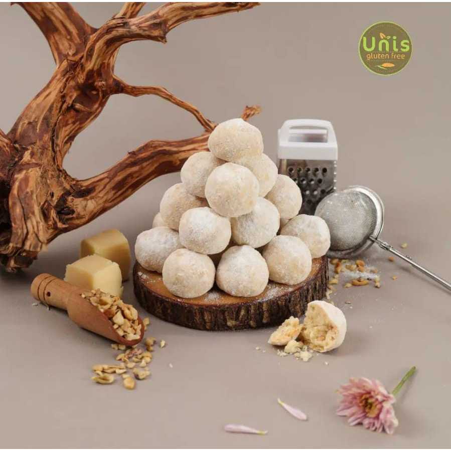 

Gluten Free Cheese Snowballs