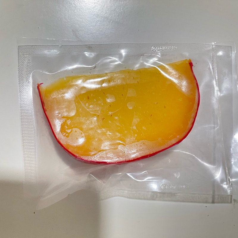 

Keju Edam Victoria Ayam Hitam Belanda 100gr - TROPICAL