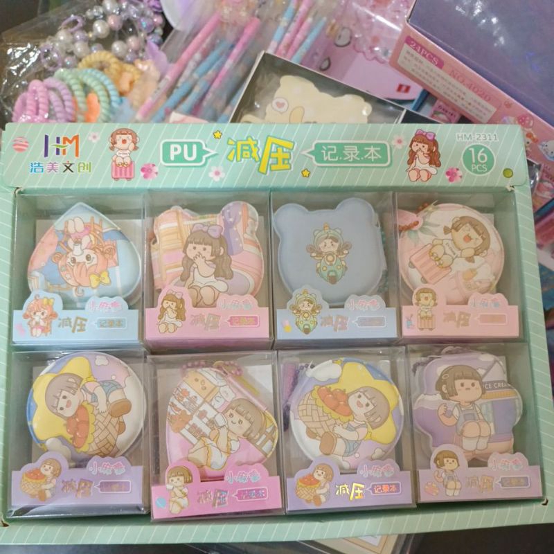 

1 BOX NOTEBOOK SQUISII