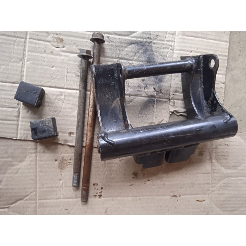 mounting monting Suzuki spin 125 original copotan