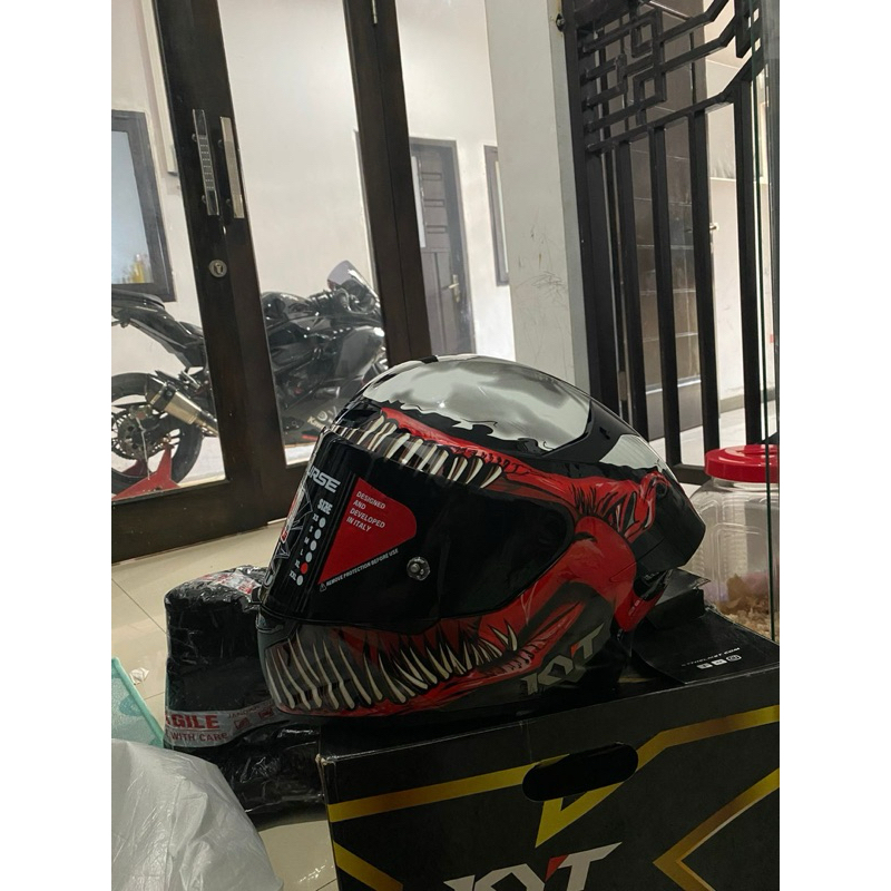 SECOND PRELOVED HELM KYT VENOM FULL FACE KYT TT CROSS LIMITED EDITION mpreloved second helm kyt veno