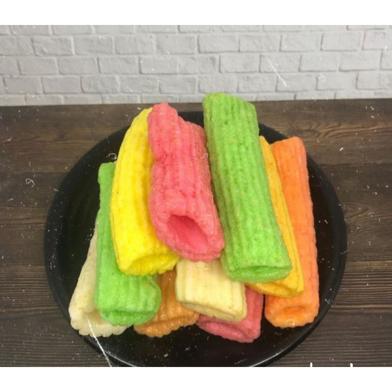 

Jajanduludongs! Kerupuk panjang warna warni original dijamin ketagihan