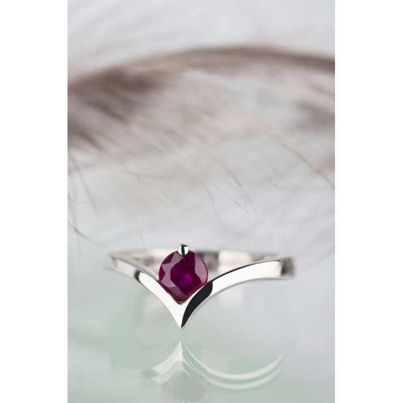 cincin emas wanita kadar 6k v shape ring round natural ruby