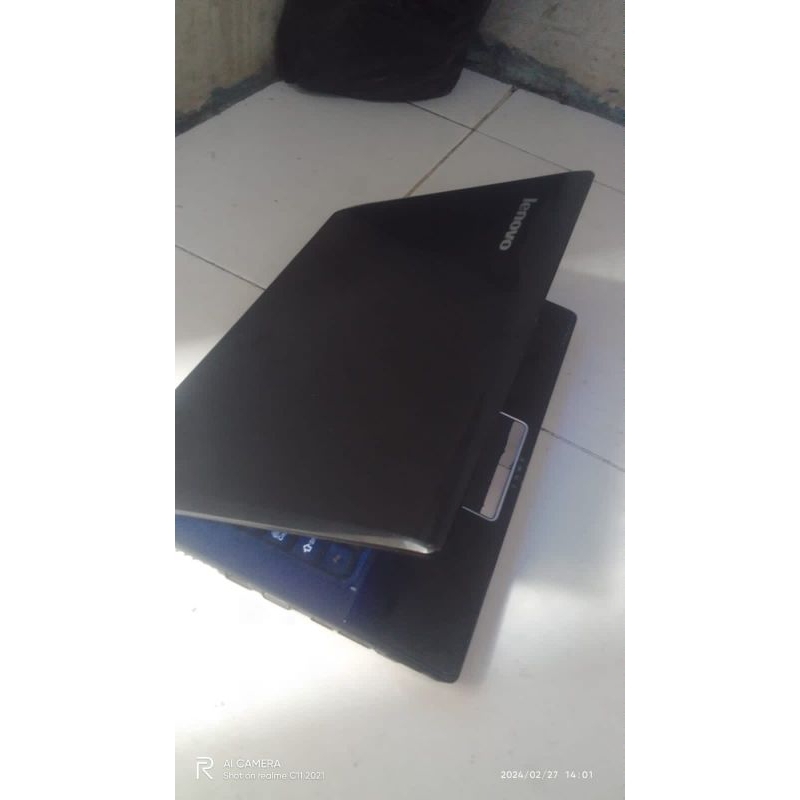 Laptop Lenovo Core i3