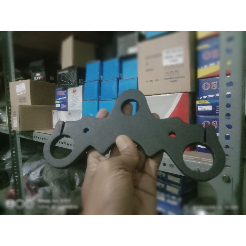 Segitiga T Atas Stang RGR AS 31