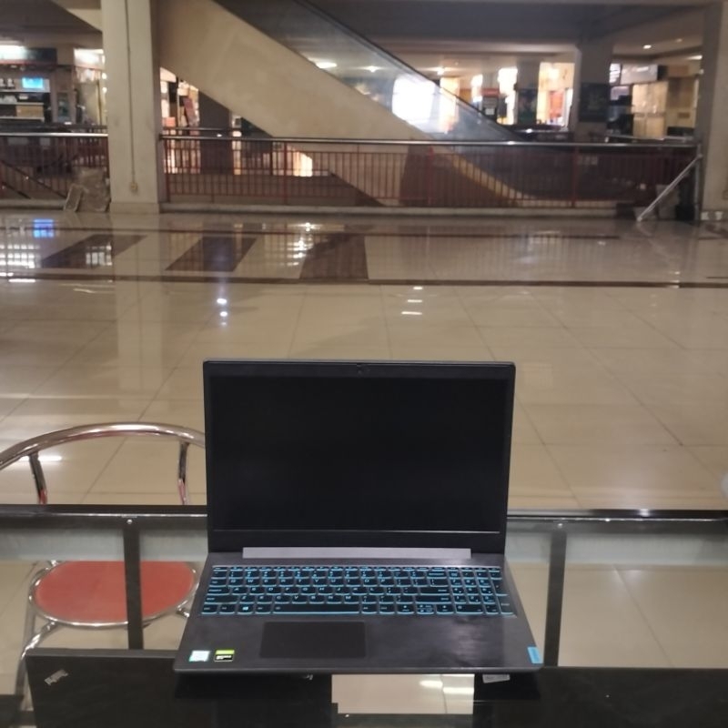 lenovo Ideapad l340 i7-9750H RAM 8GB/SSD 512GB GTX 1650