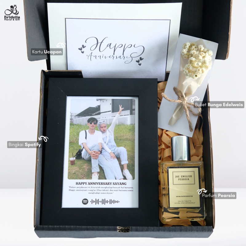 

Kado Ulang Tahun/ Kado Anniversary/ Kado Ultah/ Hadiah Ultah/ Hampers Ulang Tahun/ Paket Kado/ Kado Wisuda