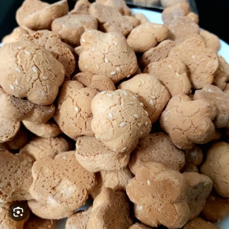 

KUE BANGKIT HOME MADE LEMBUT