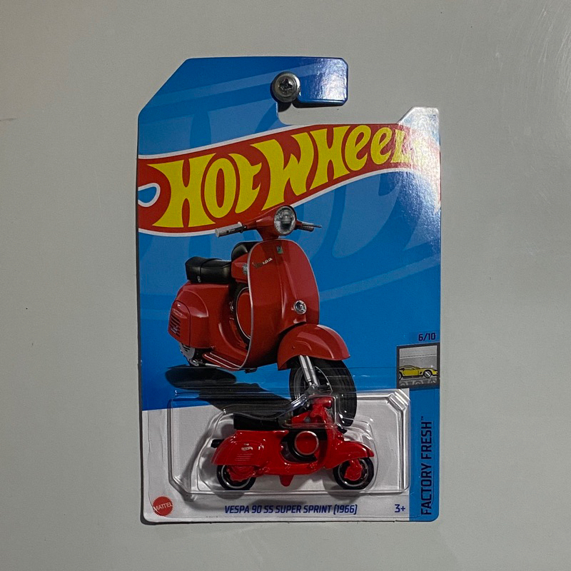 hotwheels vespa 90 ss