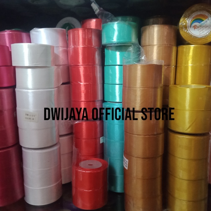 

Pita Satin Ukuran 1,5 inchi (4 cm) Per Roll pita hias pita kado pita bucket bunga pita kado pita hampers pita besek pita parcel Premium