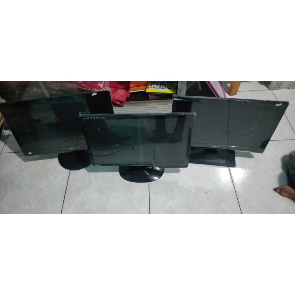 Monitor Komputer 16inch wide