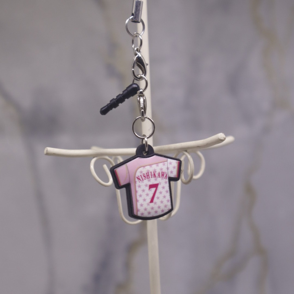 gantungan hp Hokaido Nippon-ham Fighters Nishikawa 7 uniform pink