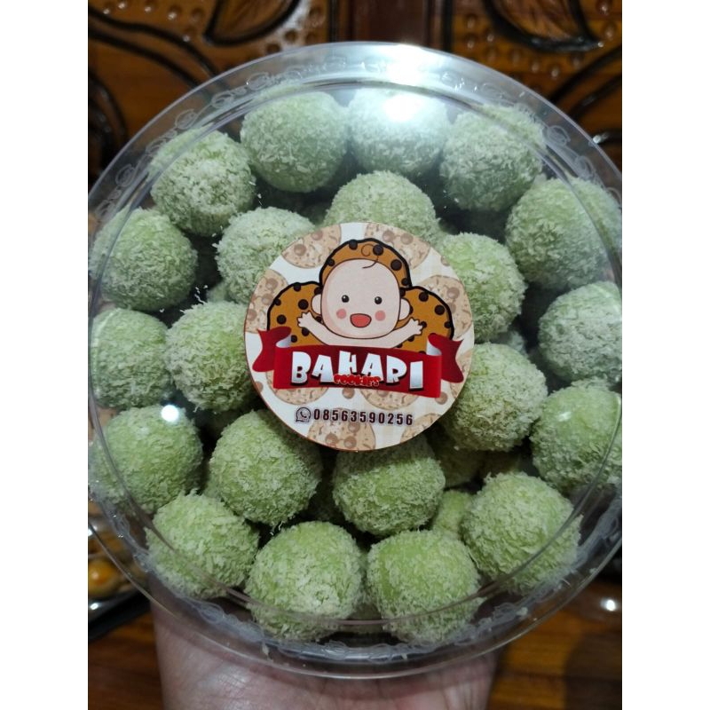 

NASTAR KLEPON KUE LEBARAN.