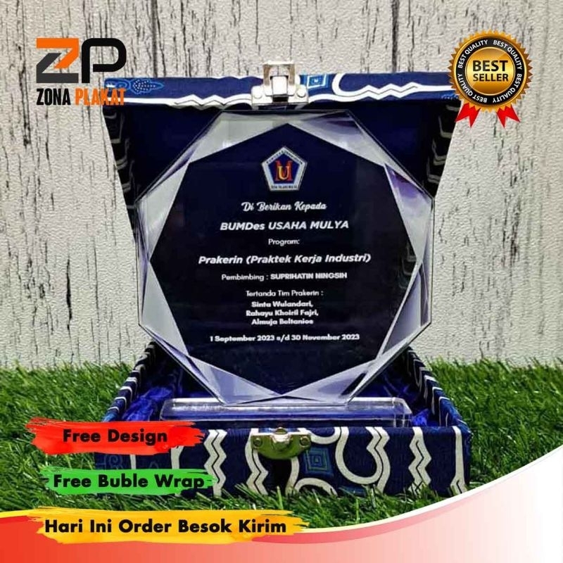 plakat akrilik custom | plakat penghargaan | plakat pkl | plakat kenang-kenangan | plakat perpisahan