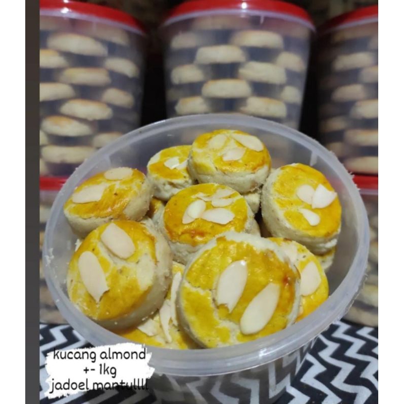 

KUE KACANG (KUCANG) KHAS JEMBER kue jadul enak