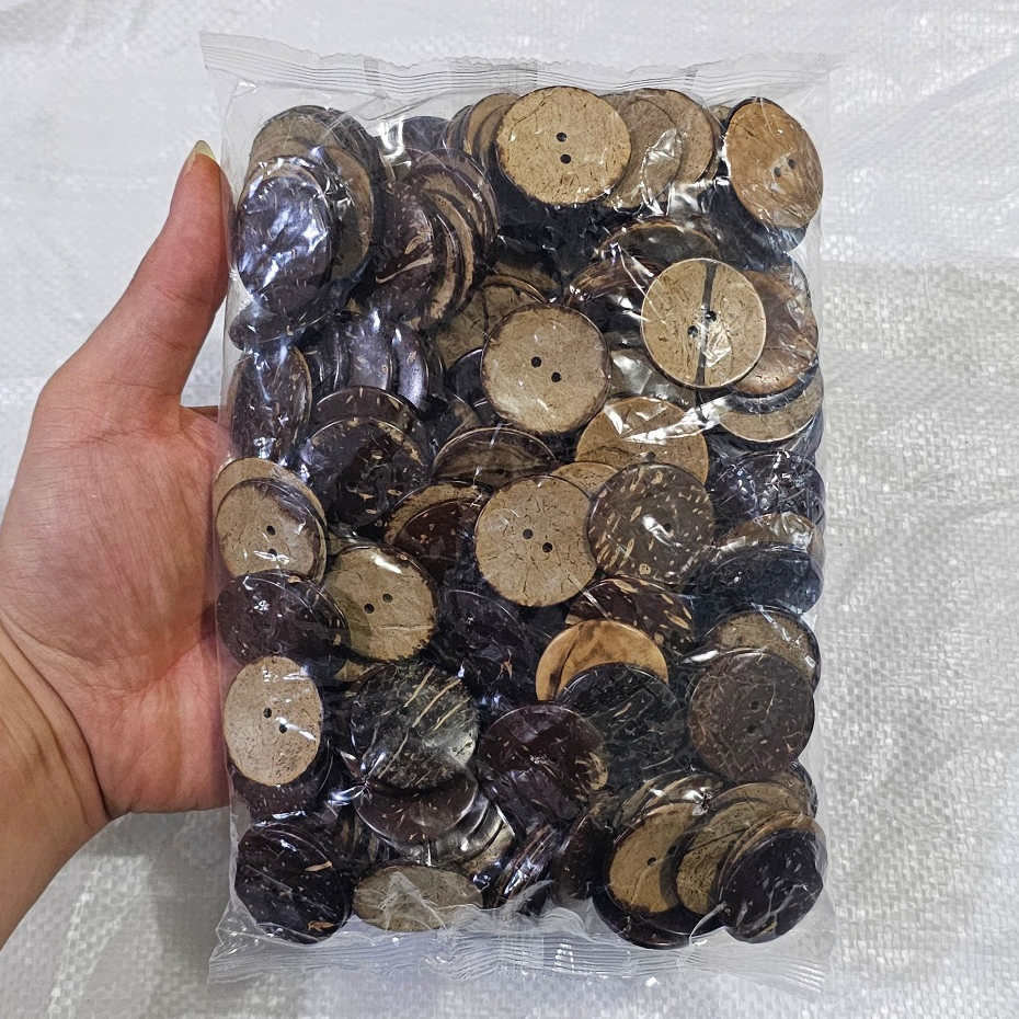 Kancing Batok 30mm/3cm/48L @200 pcs Kancing Baju Batok Kelapa Pernis