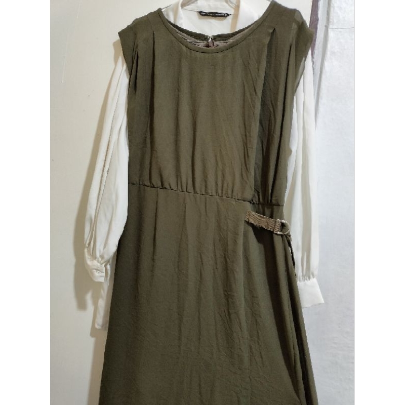 Preloved dress outer sifon army hijau tua panjang polos simpel