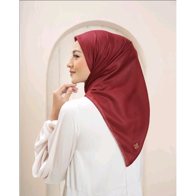 Faiba_Scarf_by.HeavenLight_(ORIGINAL) Warna SCARLET
