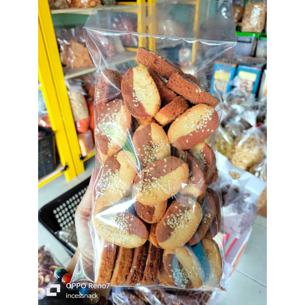 

Panggang OvaL Coklat Wijen 500gr