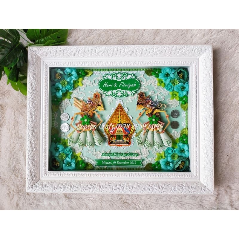 Frame Bingkai Mahar Pernikahan Wayang Jawa