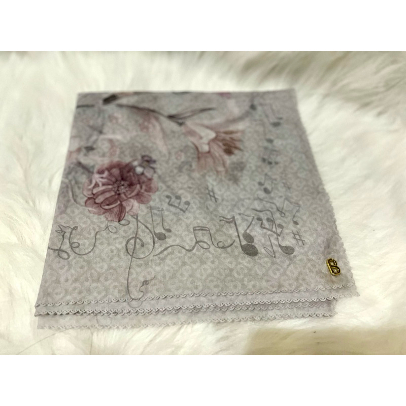 PRELOVED BUTTONSCARVES NADA SERIES IN DIS