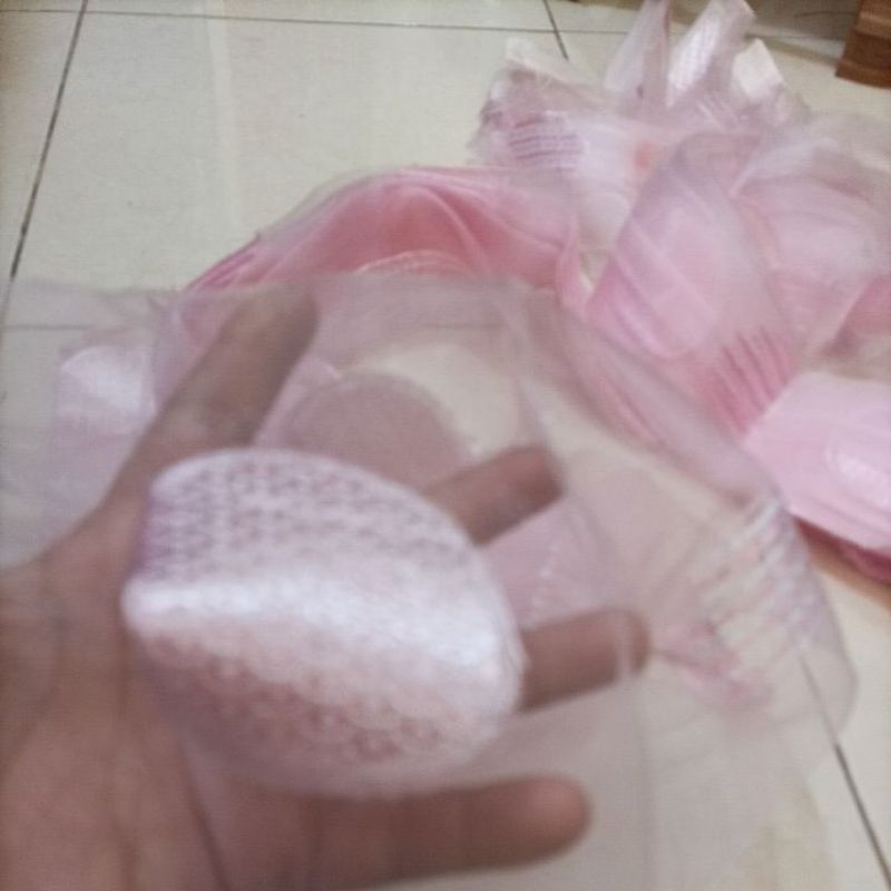 Dalaman gorden atau vitrase polakdot merah muda Lebar 1 mtr