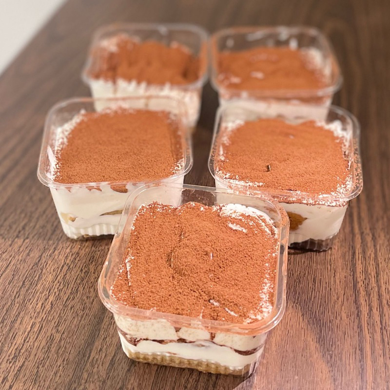 

TIRAMISU MINI DESSERT BOX