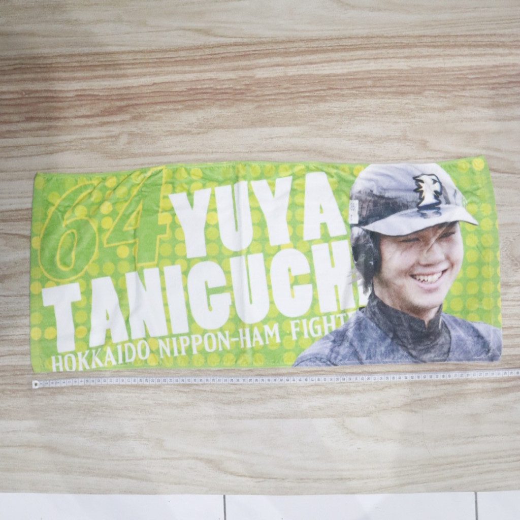 handuk Hokkaido Nippon Ham Fighter sports face Towel Yuya Taniguchi smile new
