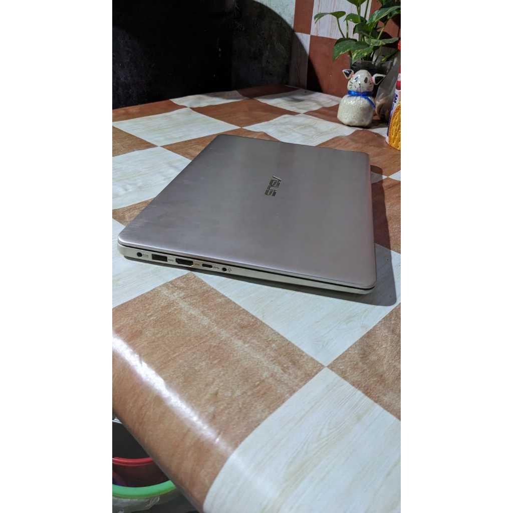 Laptop ASUS S410U++ (Casing)